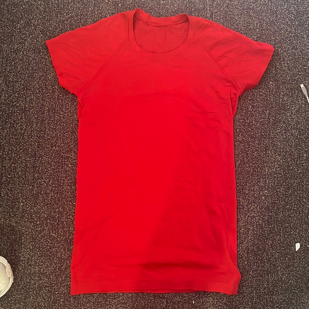 Lululemon swiftly tech shirt